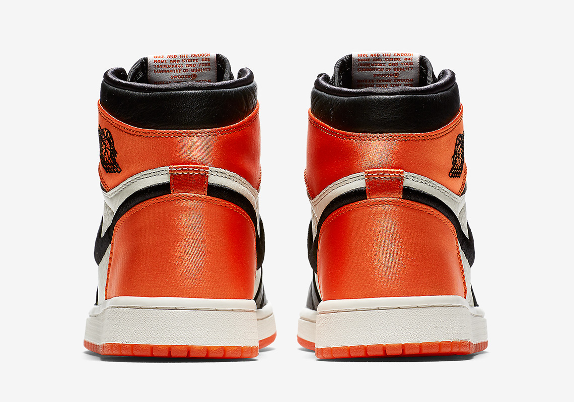 Shattered backboard discount upside down swoosh