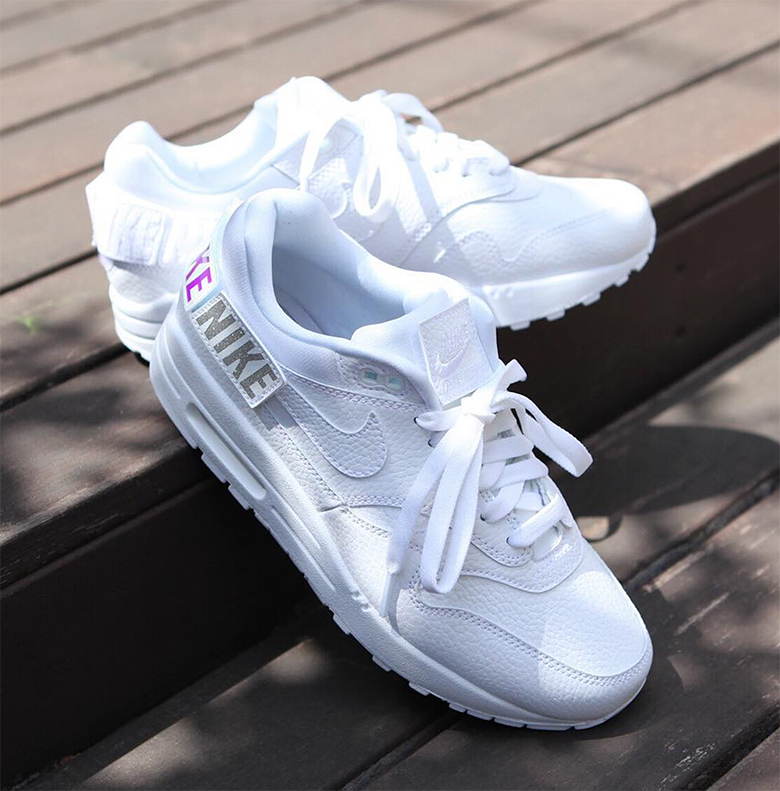 Nike Air Max 1-100 Patches AQ7826-100 Women's size 5 US