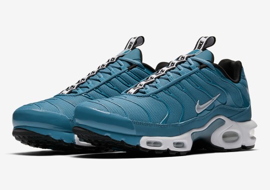 Another Nike Air Max Plus “Pull Tab” Appears In Turquoise Blue