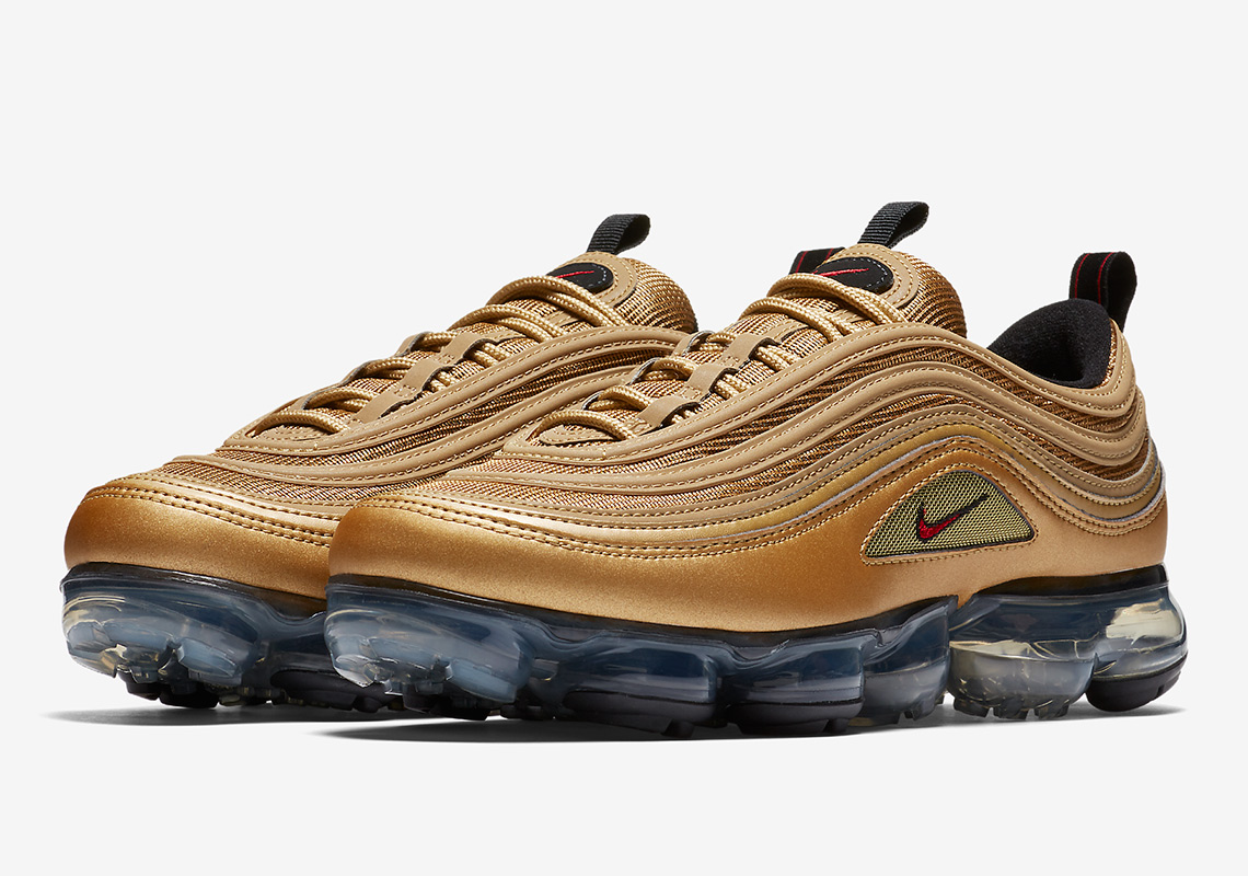 nike air vapormax 97 gold womens