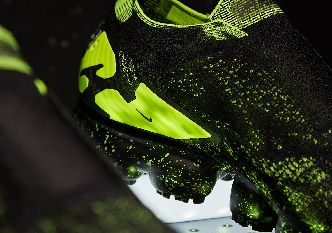 vapormax acronym black