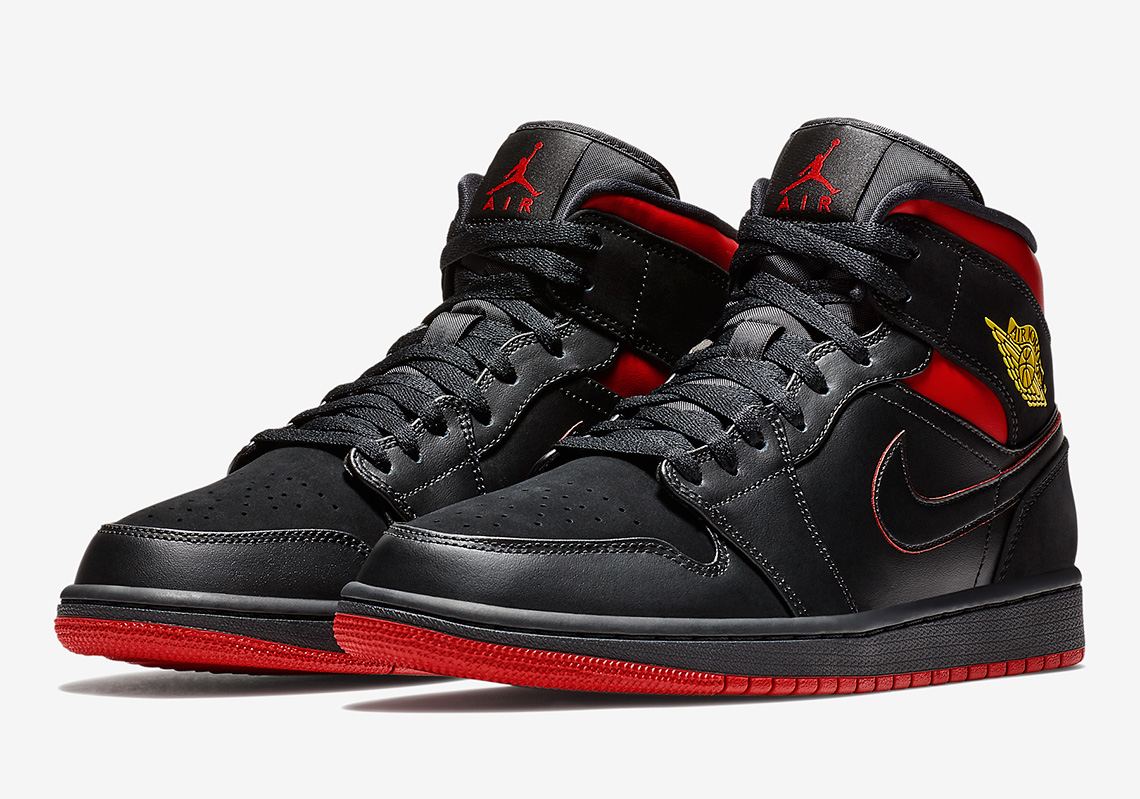 Air Jordan 1 Mid "Last Shot" Celebrates MJ's Big Bucket