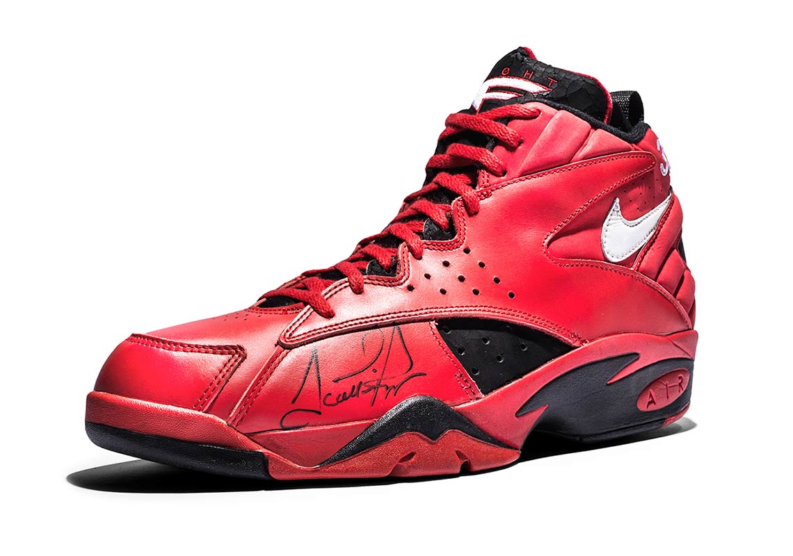 pippen shoes red