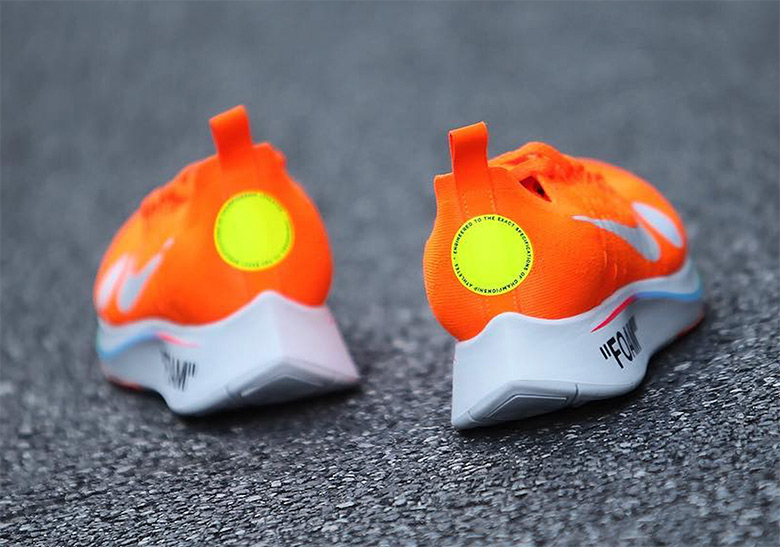 Off white nike hot sale zoom fly orange