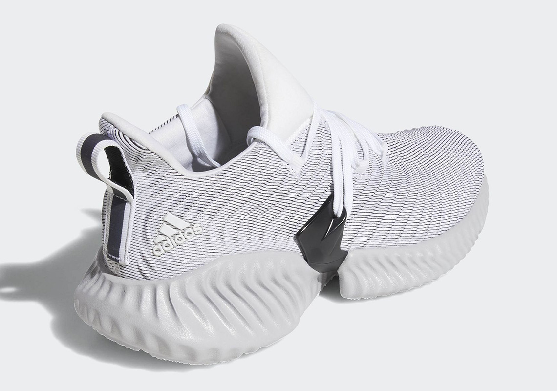 adidas alphabounce instinct cloud white