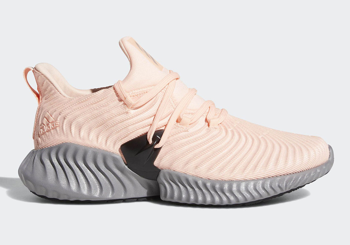 alphabounce instinct shoe