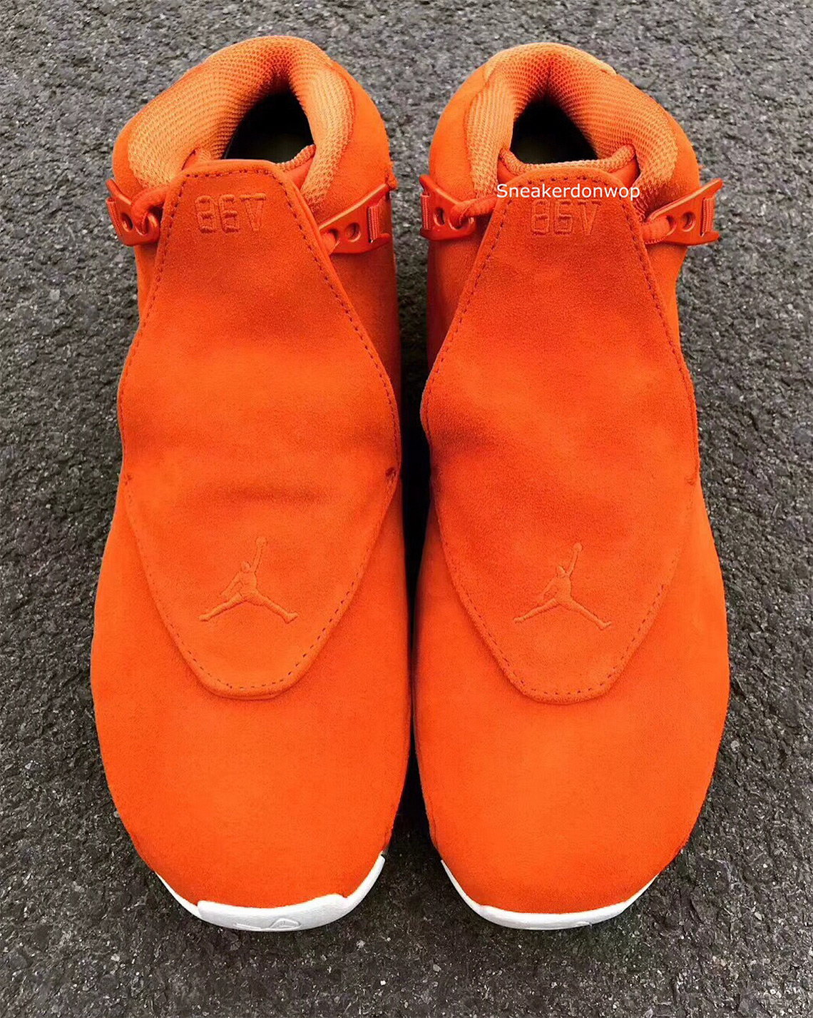 Jordan 18 outlet campfire orange