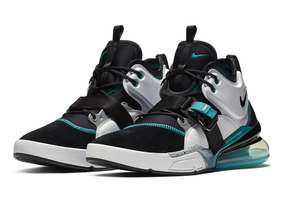 Nike Air Force 270 Command Force AH6772 