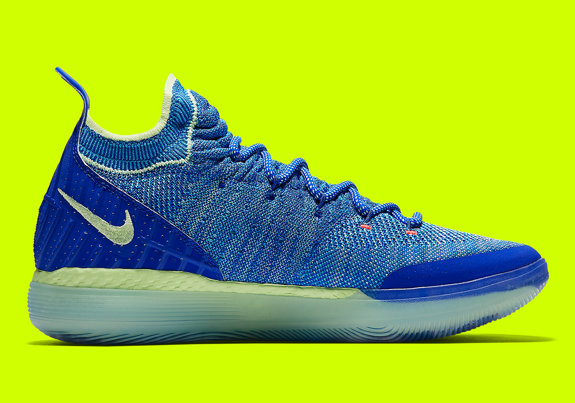 Kevin durant shoes deals blue and yellow