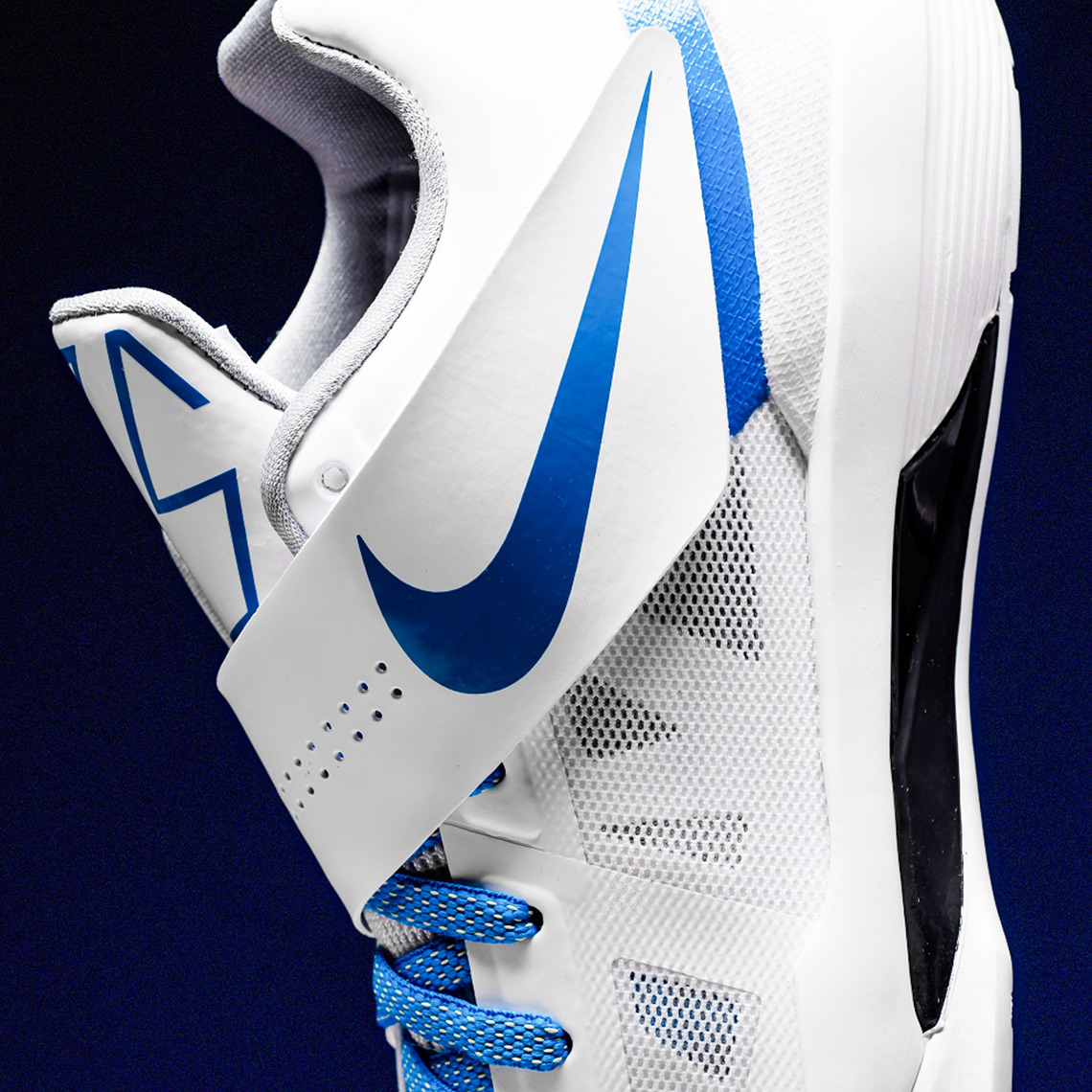 Kd iv outlet thunderstruck