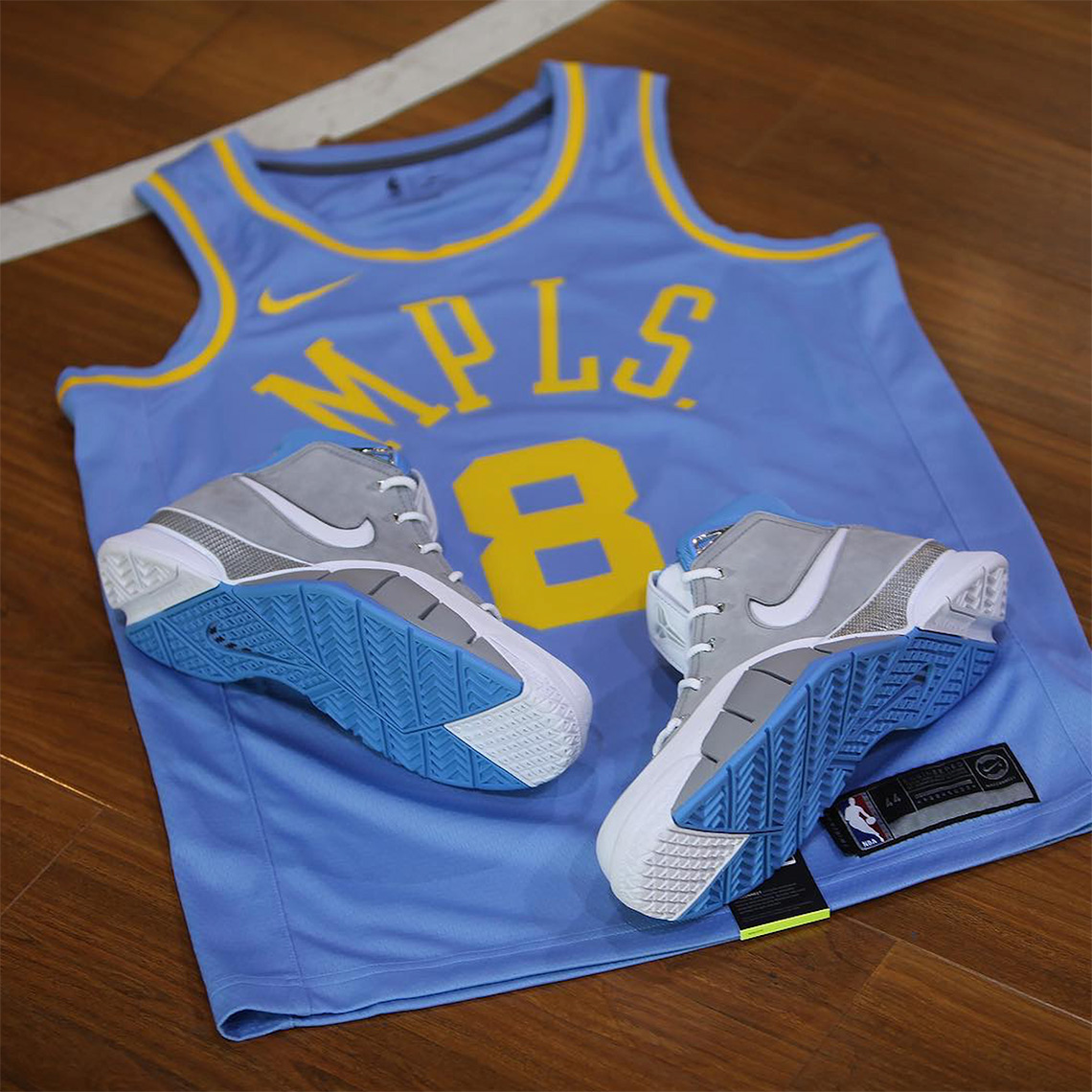 Nike Zoom Kobe 1 MPLS - Stadium Goods