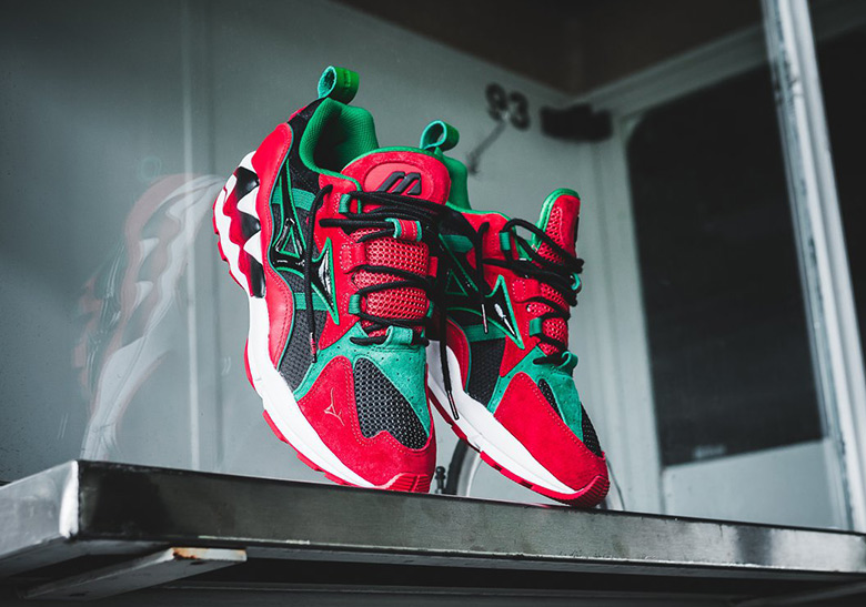 La mjc x mizuno wave rider 1 new arrivals