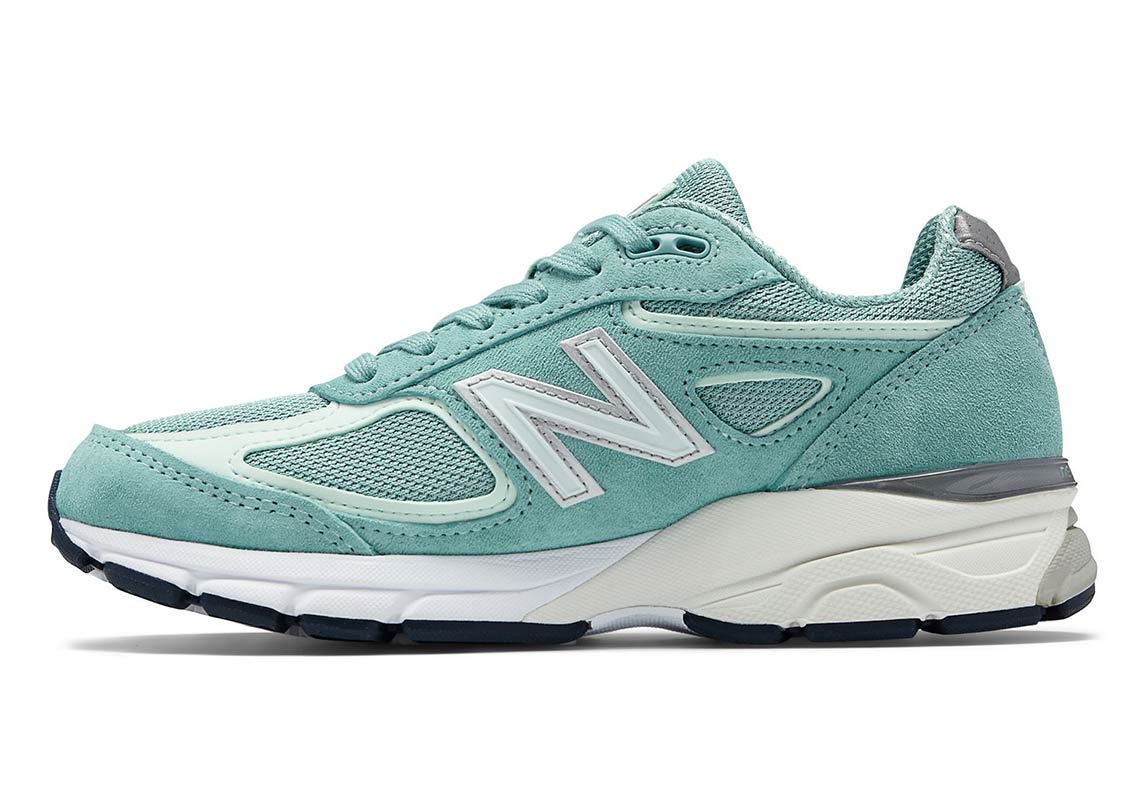 New Balance 990v4 Mineral Sage Available Now | SneakerNews.com