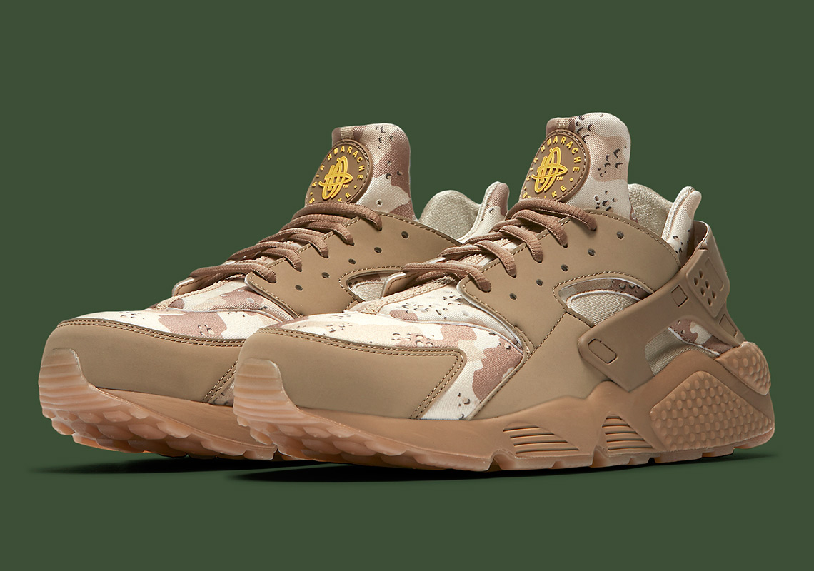 camouflage nike huaraches