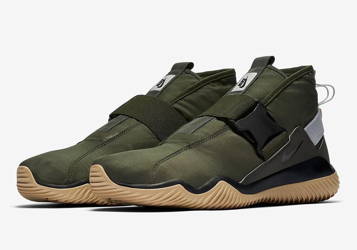 The Nike Komyuter Essential Is Available In Cargo Khaki