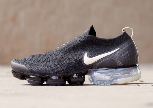 The atmos nike Vapormax Moc 2 Is Back In Black And Light Cream