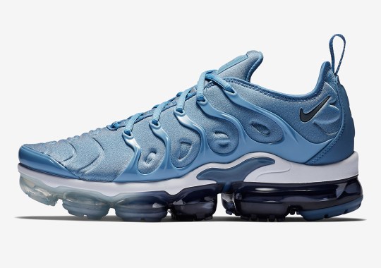 Nike Vapormax Plus “Work Blue” Is Available Now