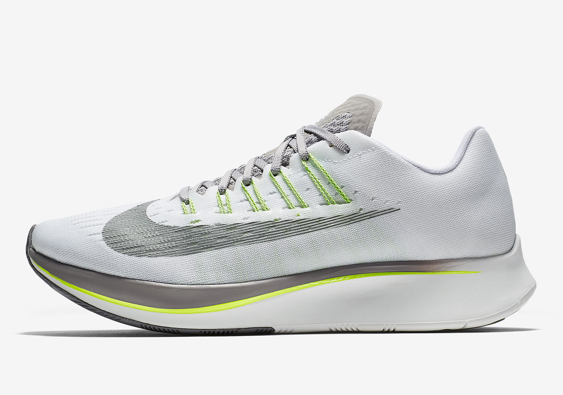 nike zoom fly 4