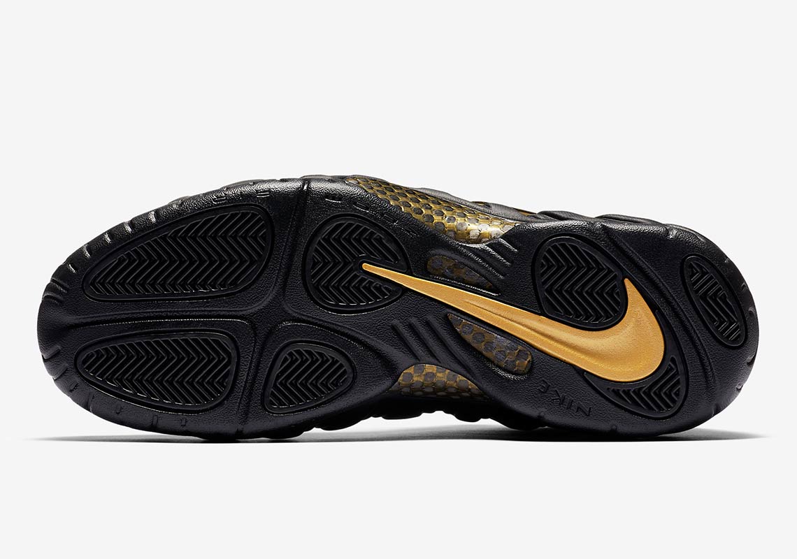 Black and outlet gold foams 2018