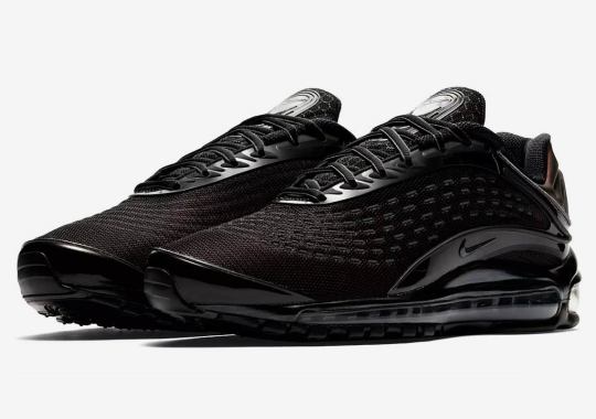 The Nike Air Max Deluxe Almost Goes Triple Black