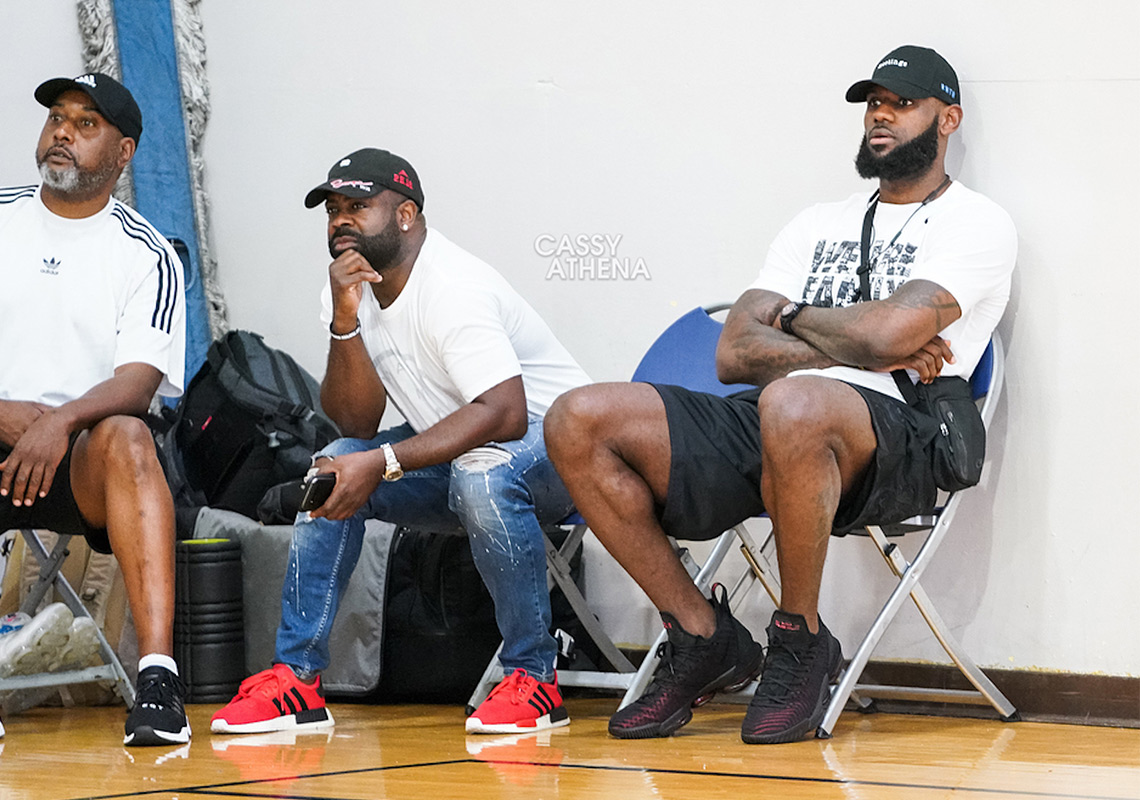 LeBron James Spotted In Nike LeBron 16 "Bred"