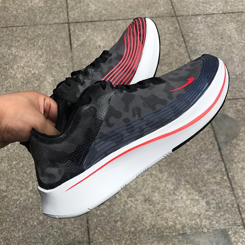 nike mismatched zoom fly