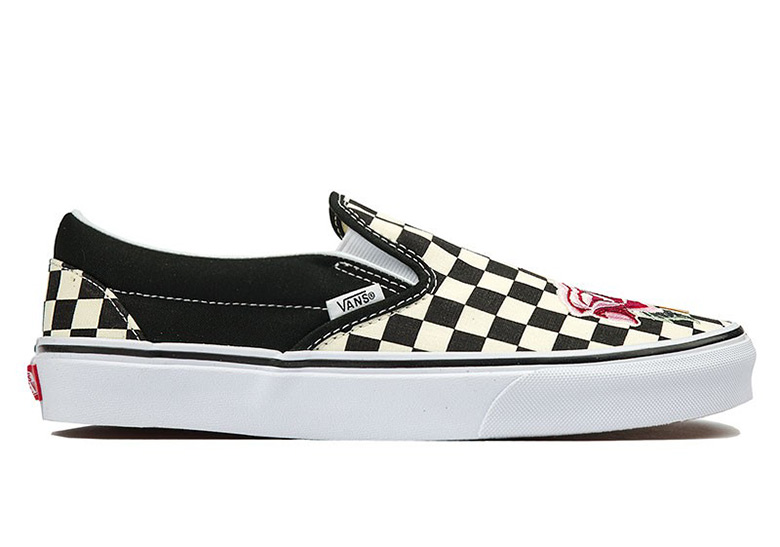 Habubu lenen pil Vans Slip-On Checkerboard Roses Release Info | SneakerNews.com