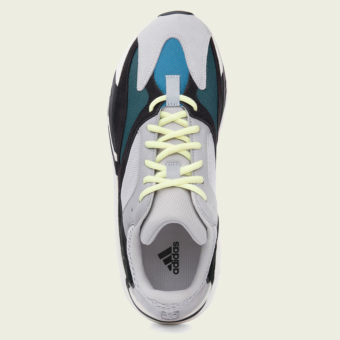 yeezy 700 dorate adidas