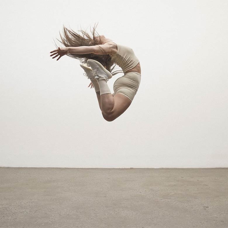 kanye west triple white yeezy