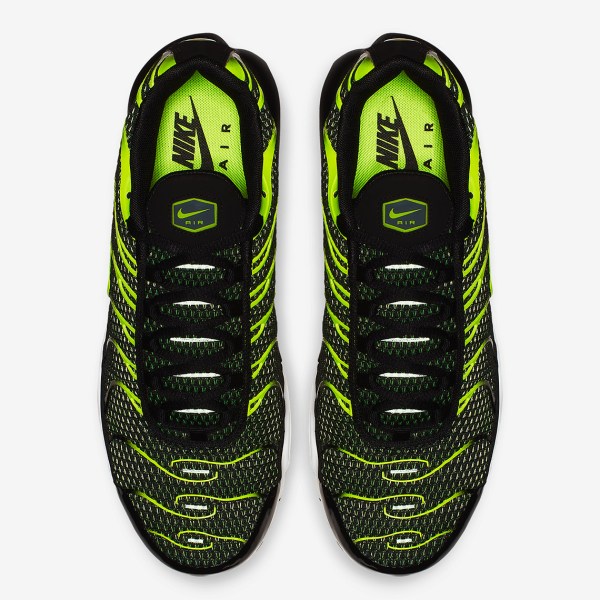 Nike Air Max Plus Black Volt 852630-036 Release Info | SneakerNews.com