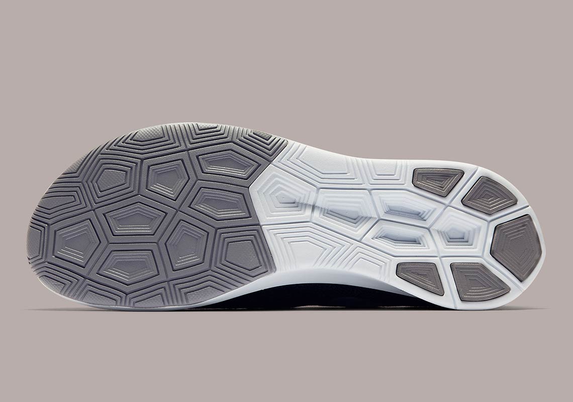 Nike Zoom Fly Flyknit AR4562-001 Release Info | SneakerNews.com