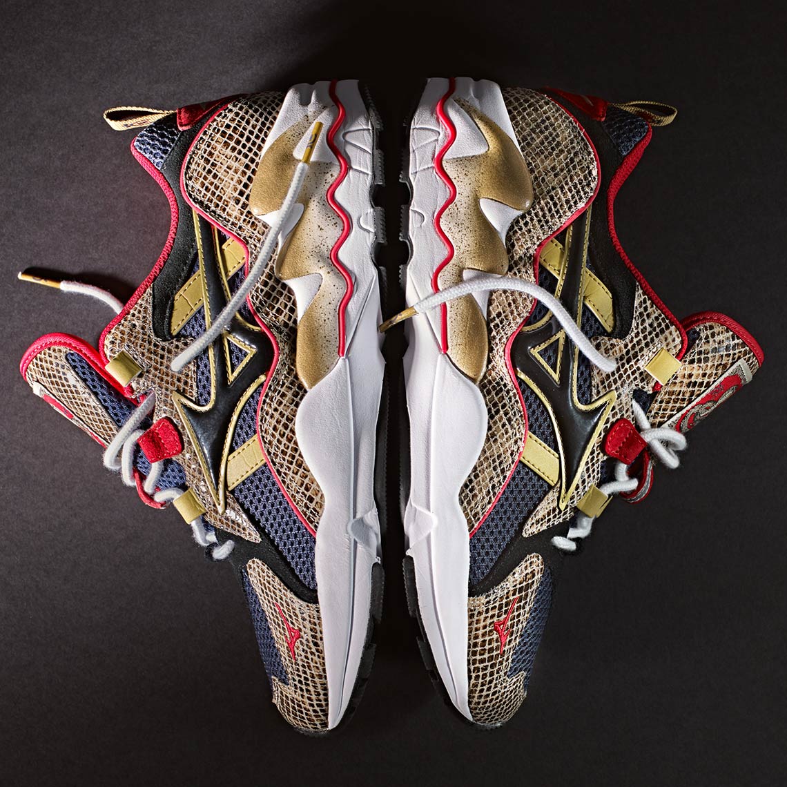 24 Kilates King Kobra Mizuno Wave Rider 