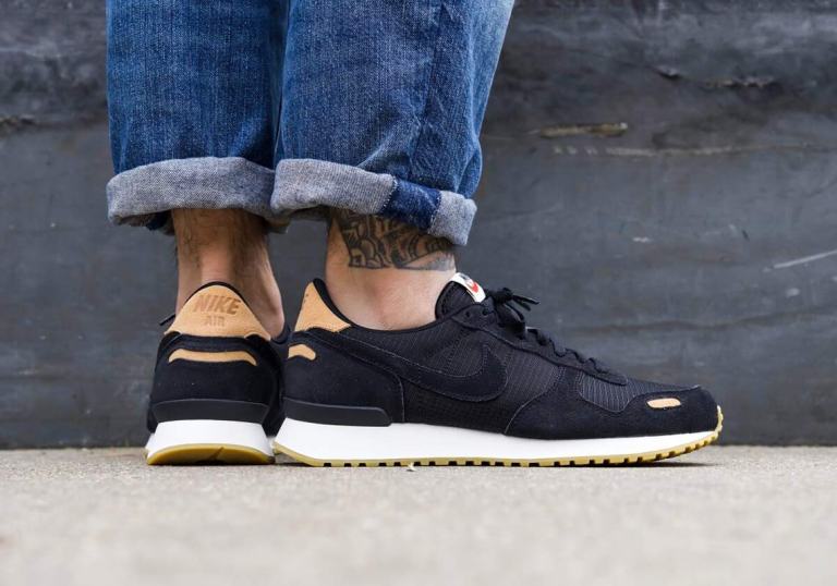 Nike Sportswear Nike Air Vortex Braun Buy Nike Air Vortex QS  display picture 1