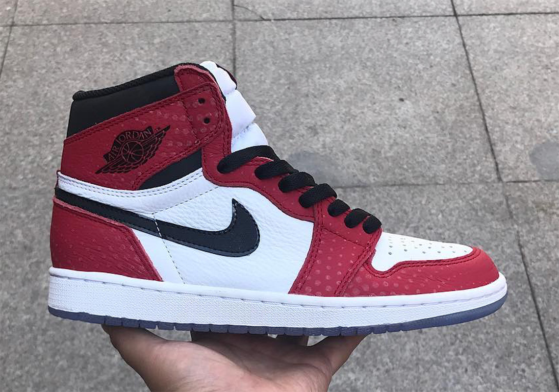 A Closer Look At The Air Jordan 1 "Chicago" With Clear Soles