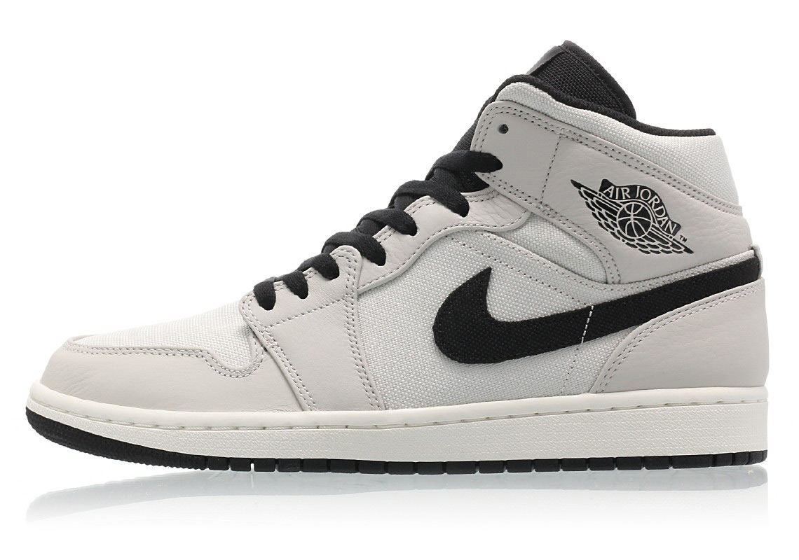 Air Jordan 1 Mid 852542 002 3