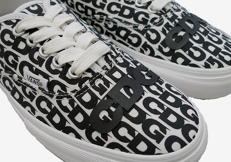 comme des garcons vans authentic