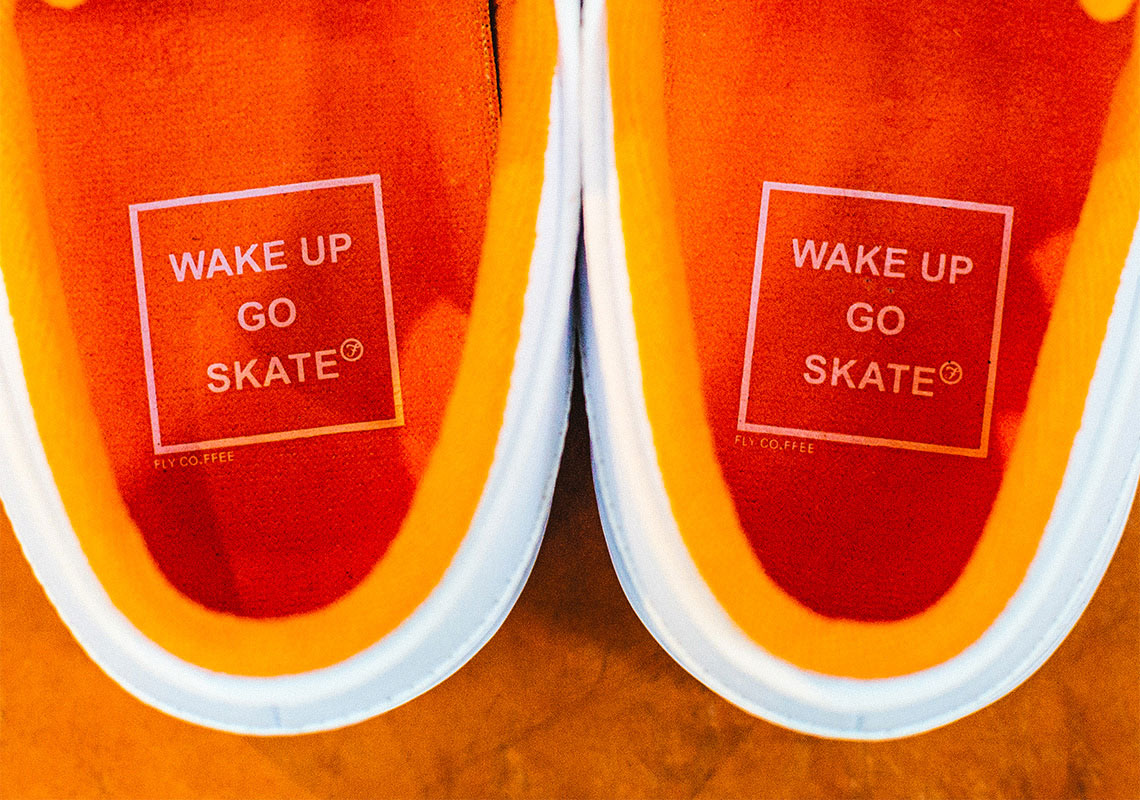 fly nike sb janoski white orange 4