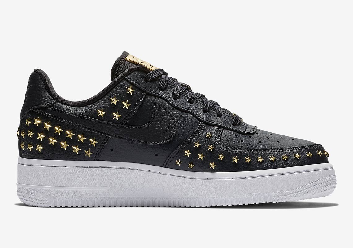 air force 1 black with gold stars