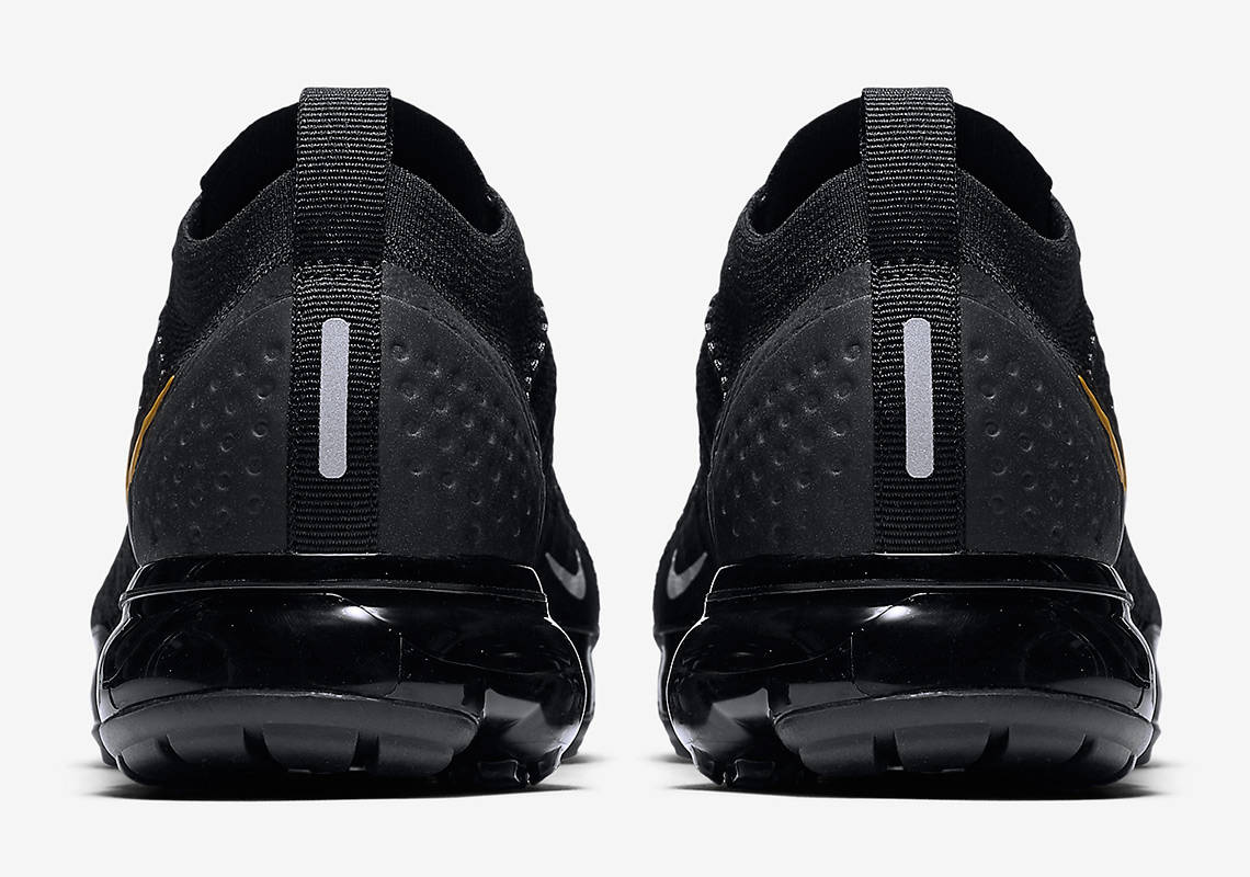 Vapormax 2.0 black gold sale