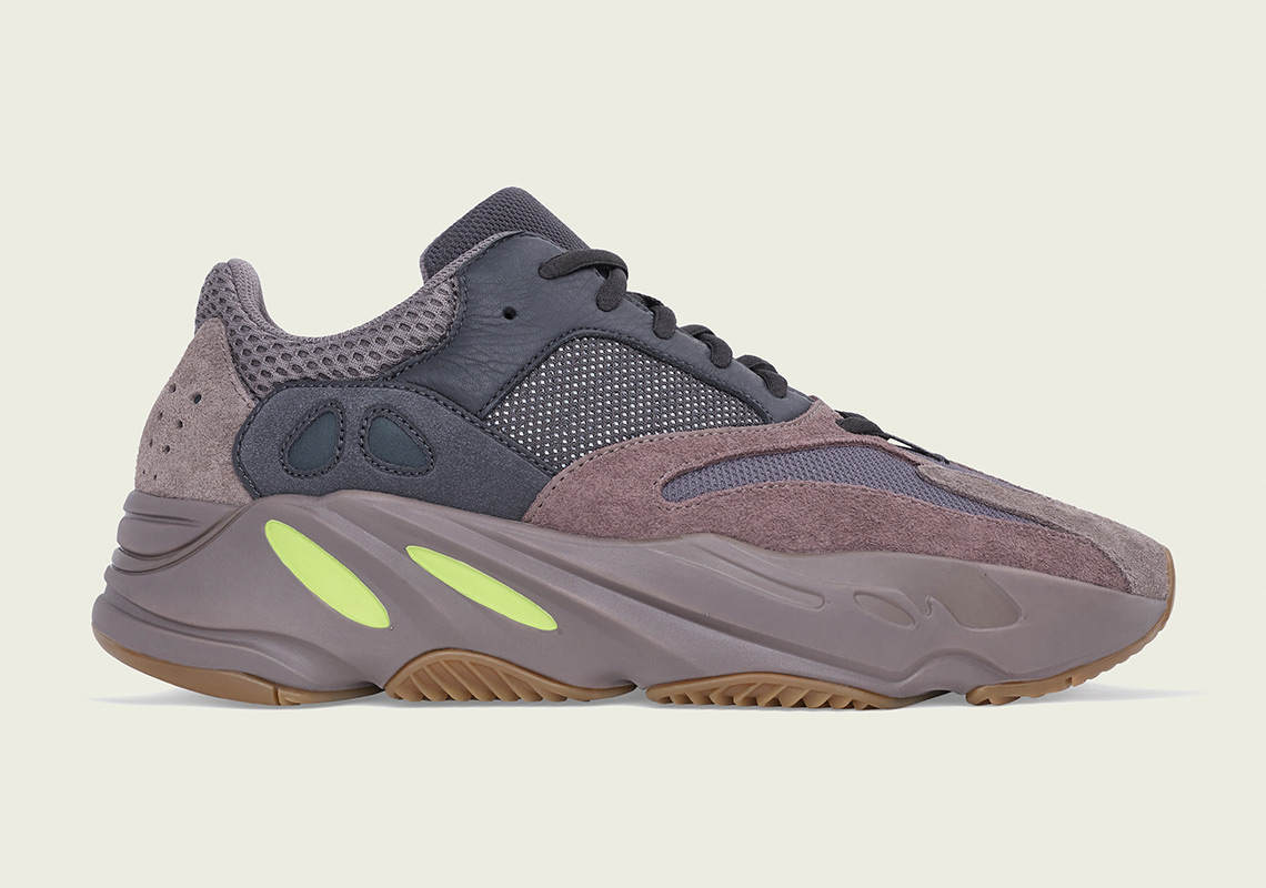 yeezy 700 mauve raffle