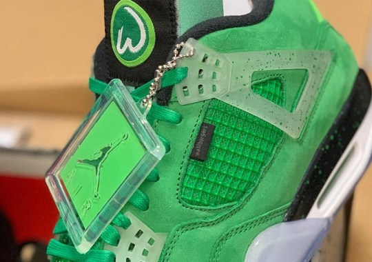 Mark Wahlberg Reveals Air volt Jordan 4 “Wahlburgers” PE