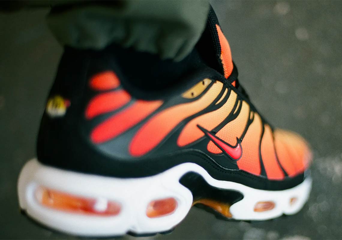 Nike Air Max Plus Sunset Release Date + 
