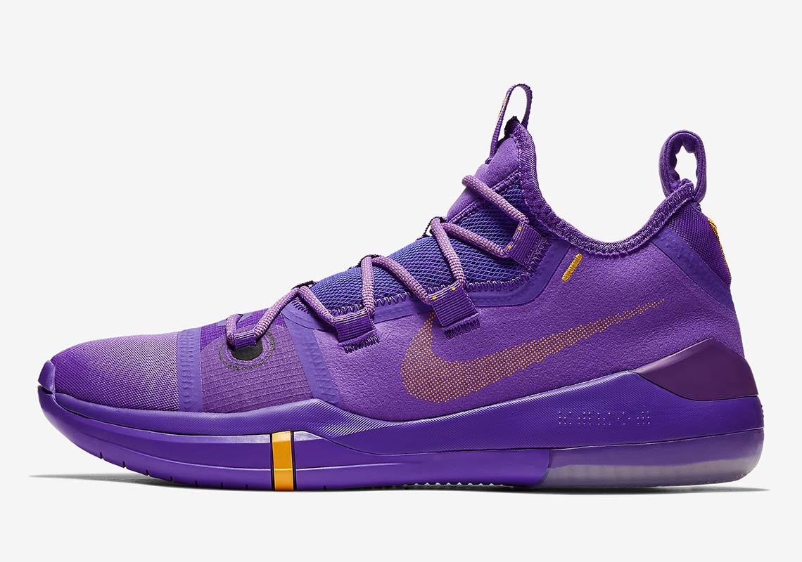 nike kobe purple shoes