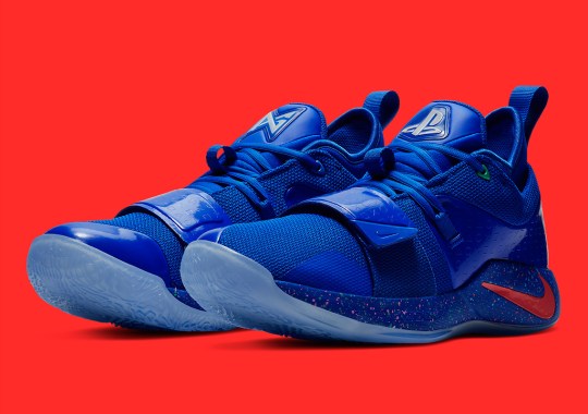 Another PlayStation x matching nike PG 2.5 Appears In Royal Blue
