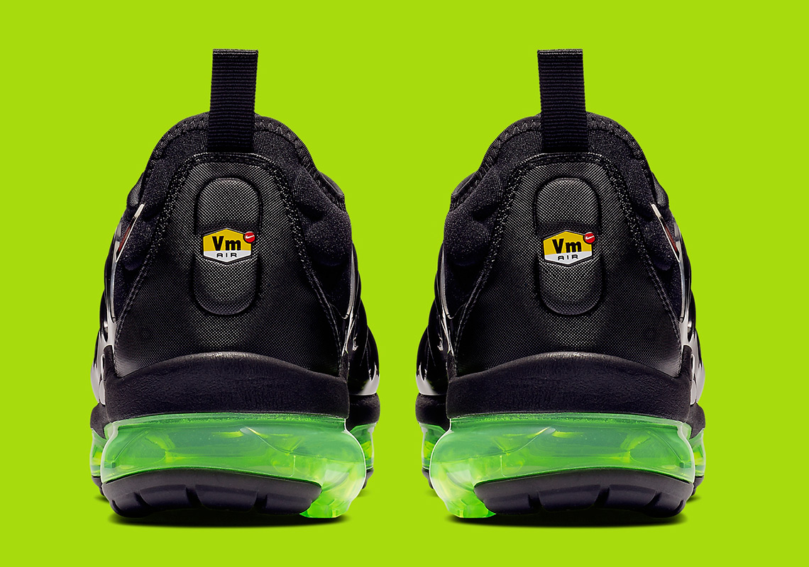 Nike Vapormax Plus 924453 015 Release Info SneakerNews