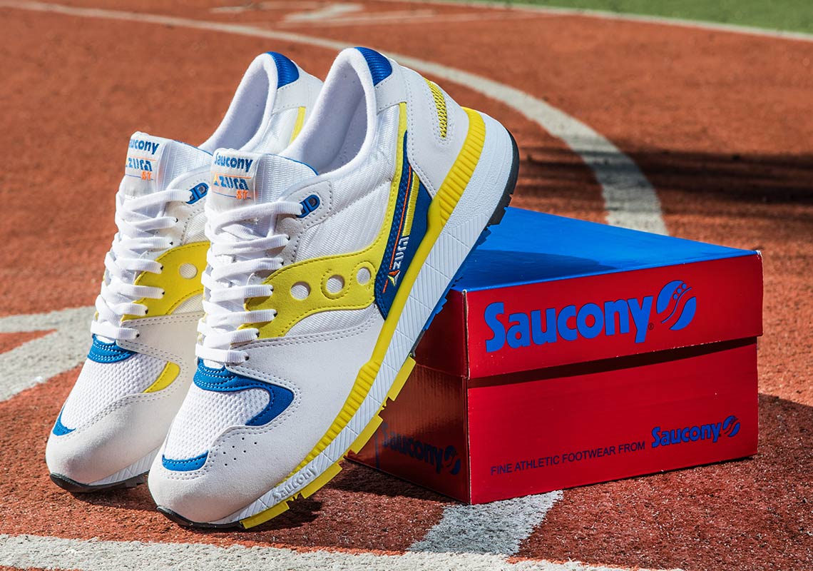 Saucony Azura White Blue Yellow 4