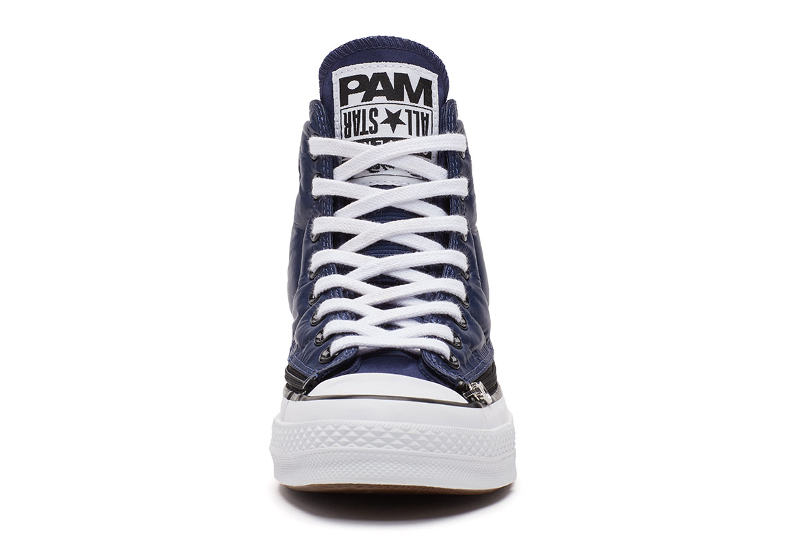 Converse x hotsell perks and mini