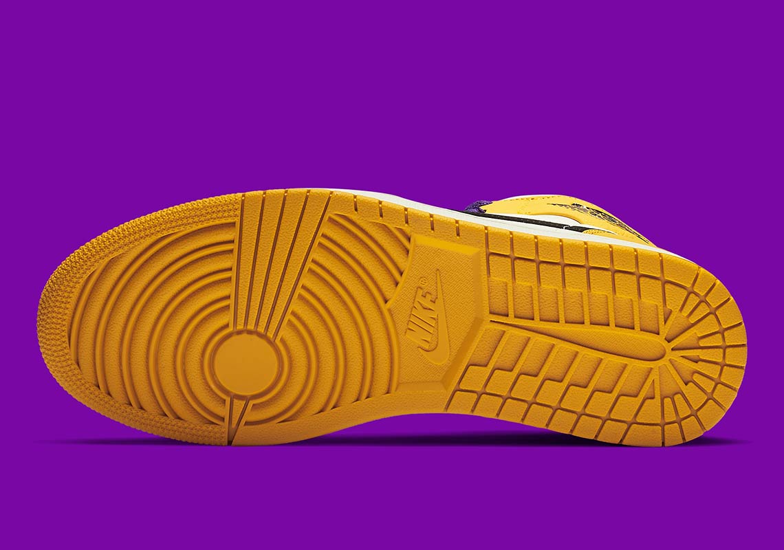 Air Jordan 1 Mid 'Lakers' 852542-700