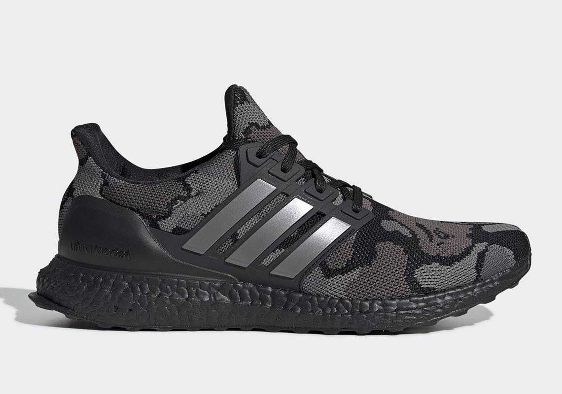 black bape ultraboost