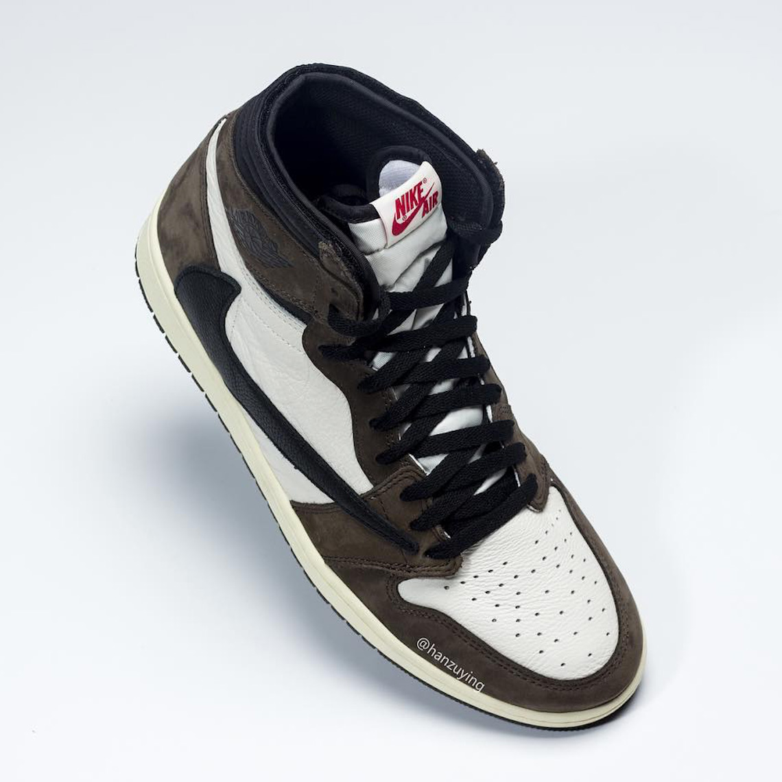 Travis Scott Air Jordan 1 CD4487-100 